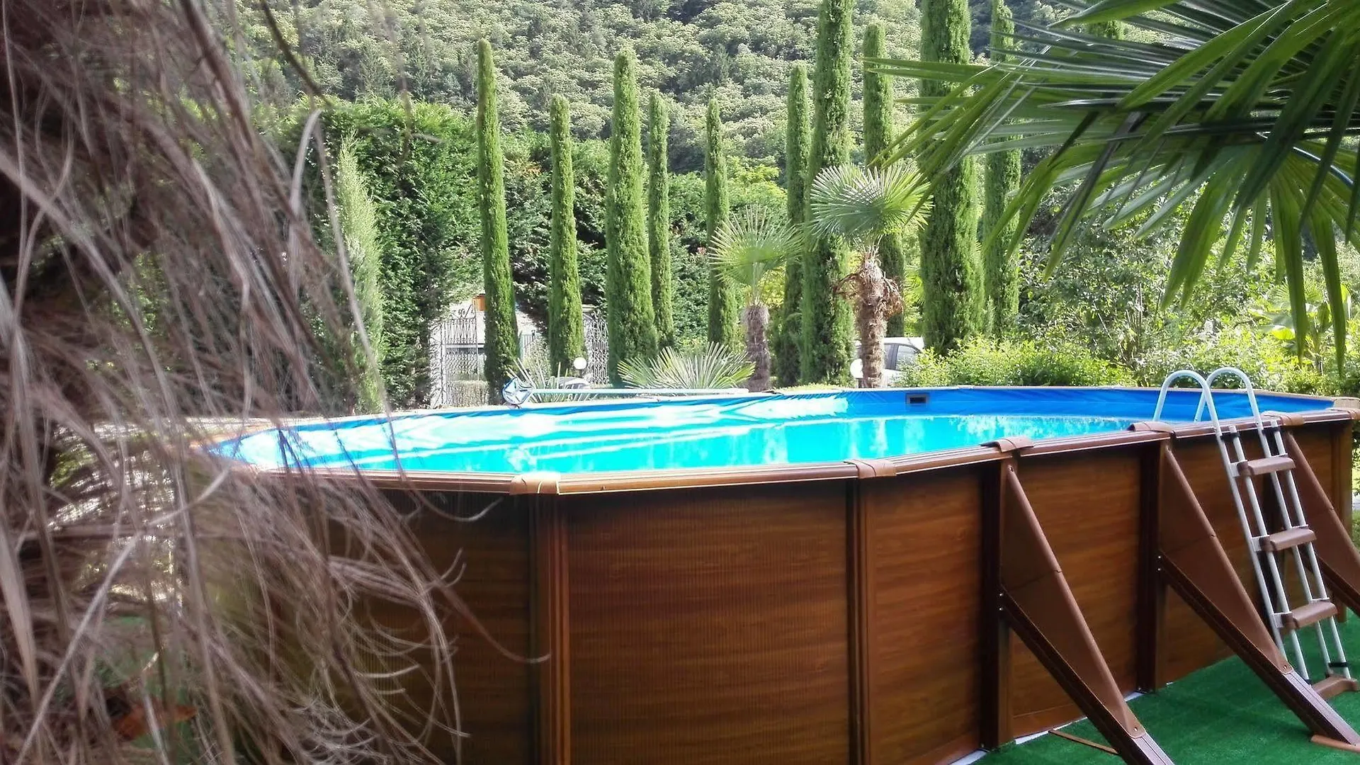 Aparthotel Villa Banana Cannobio Italy